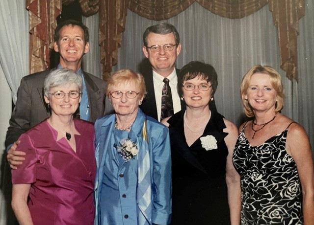 A group photo of Jean Garvey and her five children